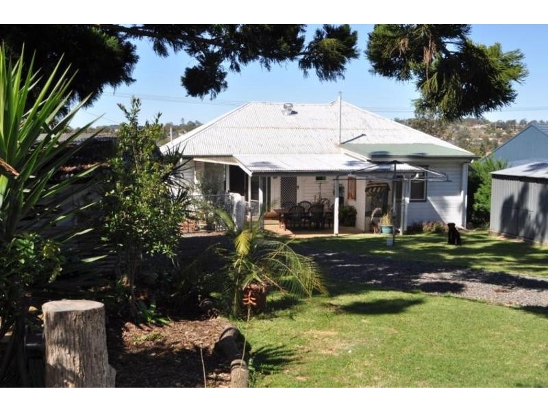 9 Searle Street, Toowoomba QLD 4350