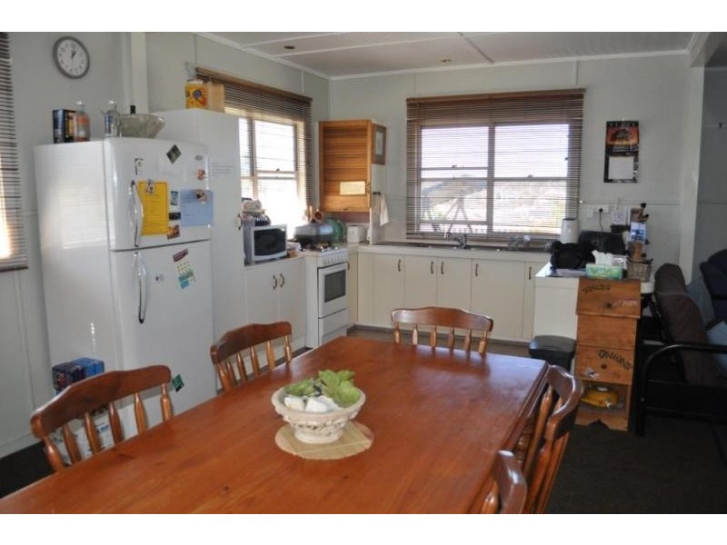 9 Searle Street, Toowoomba QLD 4350