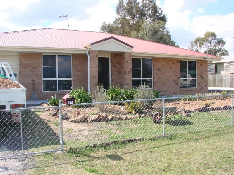 22 East Street, Kingsthorpe QLD 4400