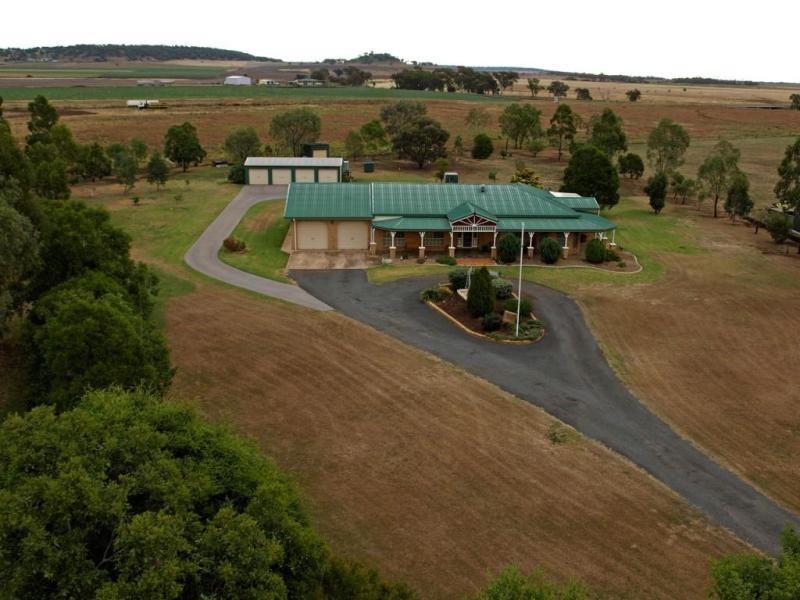 6a Russell Street, Oakey QLD 4401