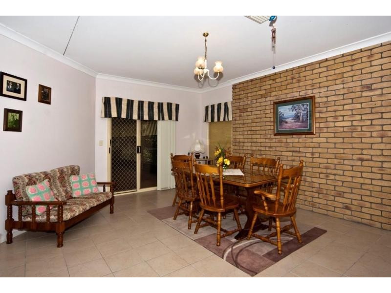 6a Russell Street, Oakey QLD 4401