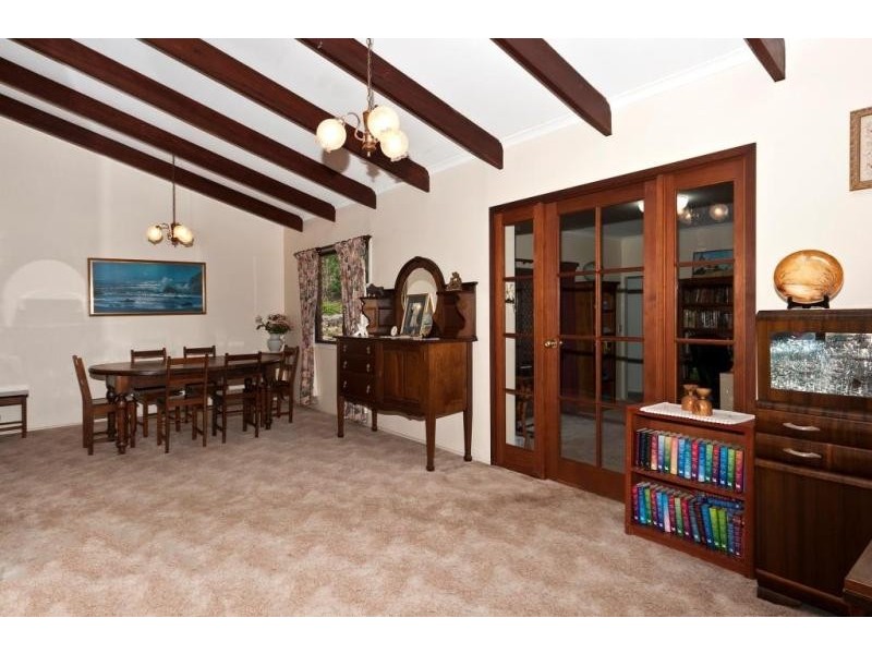 6 Fawngrove Drive, Glenvale QLD 4350