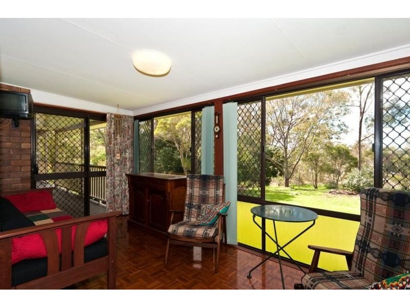 6 Fawngrove Drive, Glenvale QLD 4350