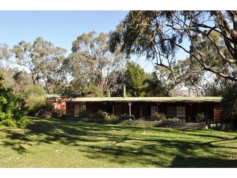 23 Wilga Avenue, Oakey QLD 4401