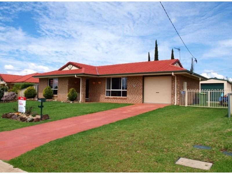 8 Kauri Street, Toowoomba QLD 4350