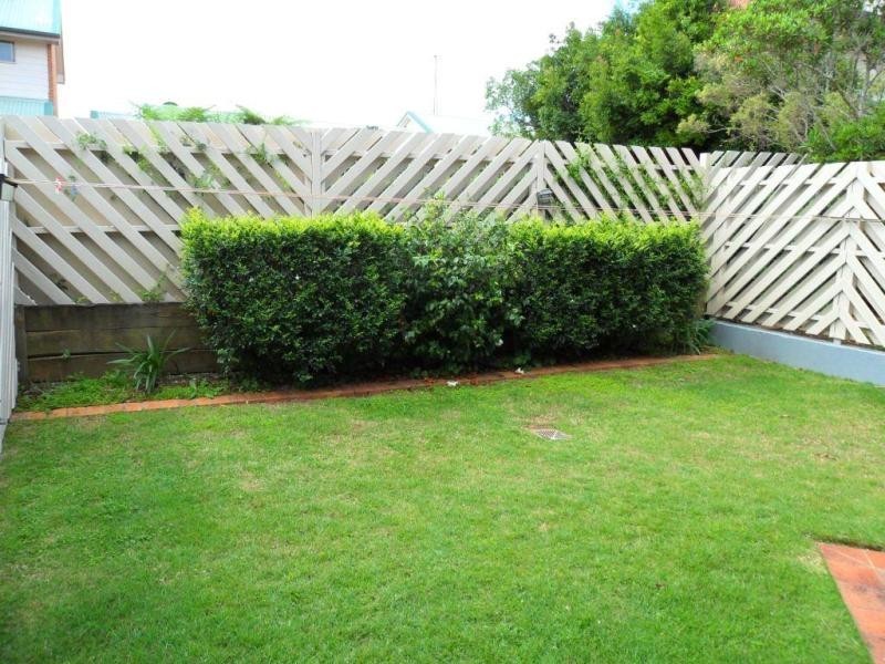Unit 4/328 Hume Street, Toowoomba QLD 4350