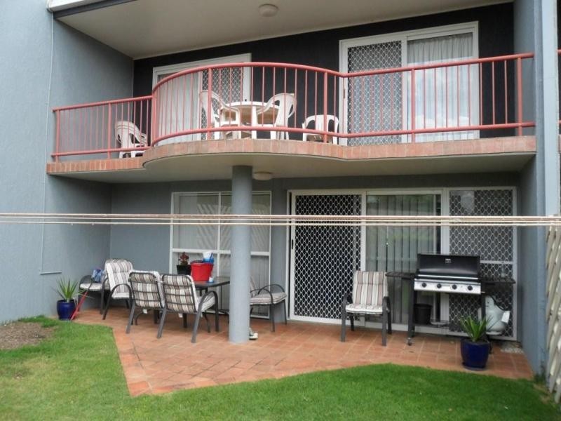 Unit 4/328 Hume Street, Toowoomba QLD 4350