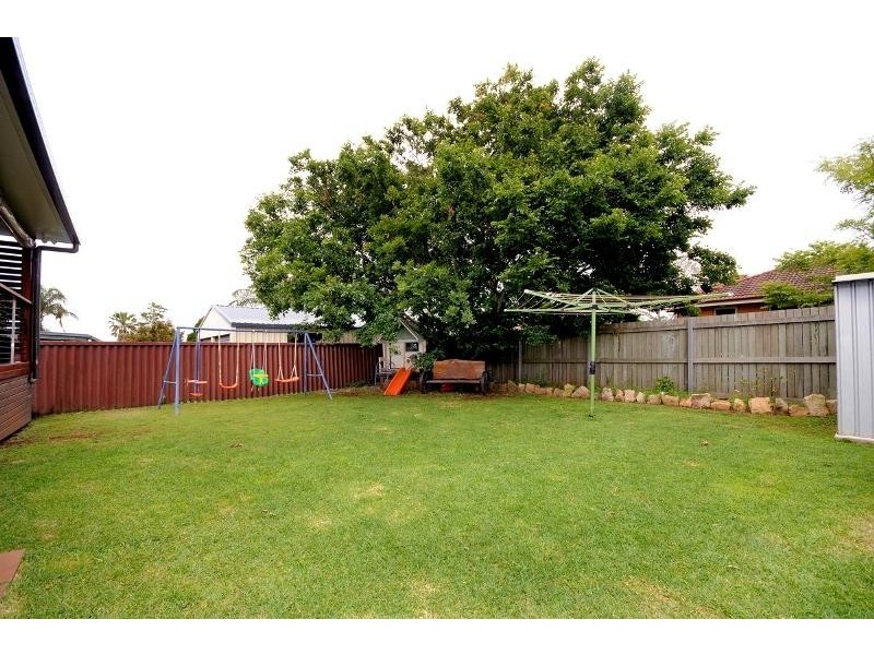 17 Aruma Street, Wilsonton QLD 4350