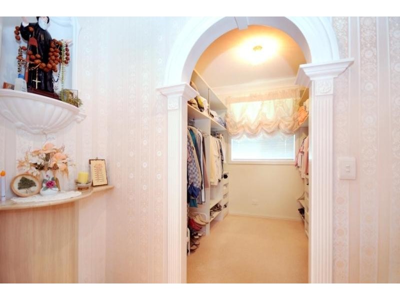 1 Abif Street, Cotswold Hills QLD 4350