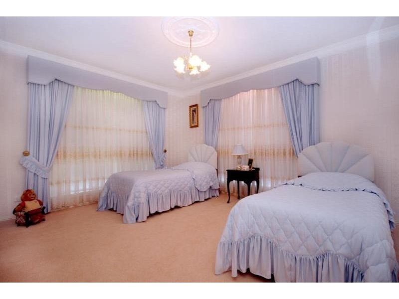 1 Abif Street, Cotswold Hills QLD 4350