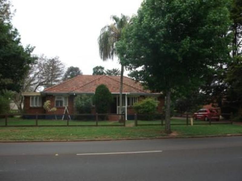 352 South Street, Toowoomba QLD 4350