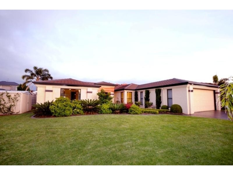 4 Collingwood Close, Middle Ridge QLD 4350