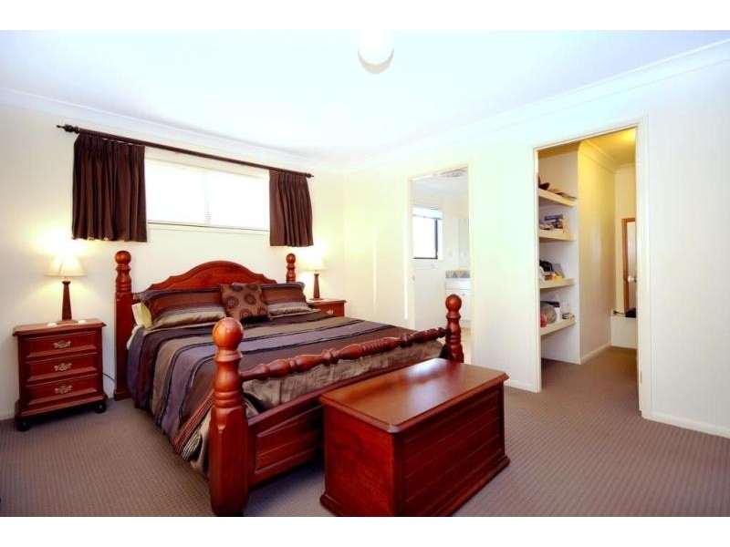 4 Collingwood Close, Middle Ridge QLD 4350