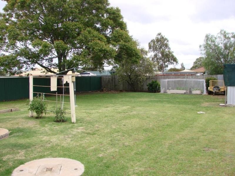 18 George Street, Cambooya QLD 4358