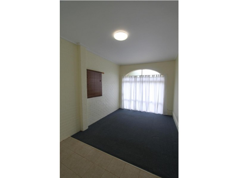 10 Holberton Street, Rockville QLD 4350