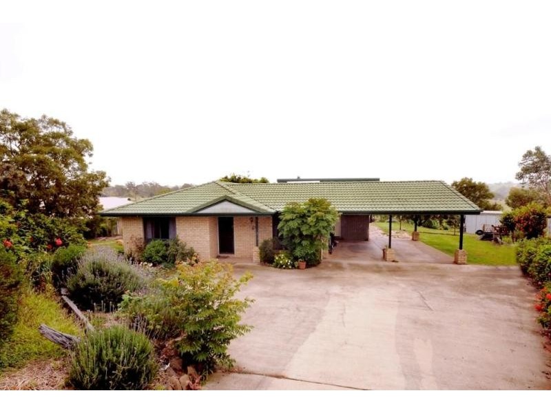 9 Junction Drive, Gowrie Junction QLD 4352