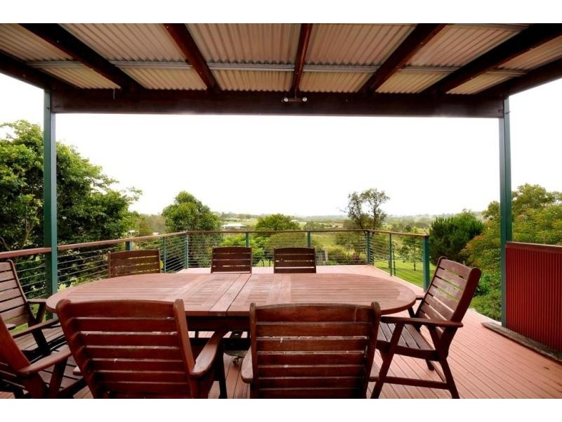 9 Junction Drive, Gowrie Junction QLD 4352