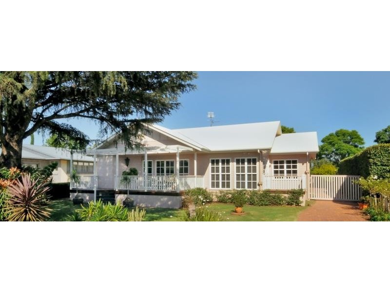 61 Tourist Road, Rangeville QLD 4350