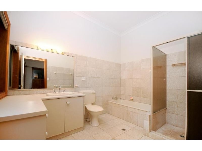 12 Inadale Court, Middle Ridge QLD 4350
