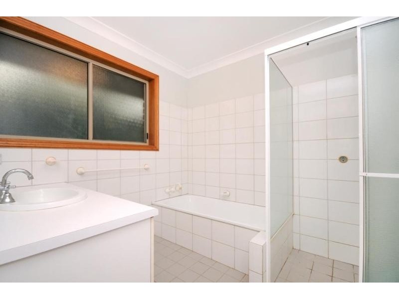 12 Inadale Court, Middle Ridge QLD 4350