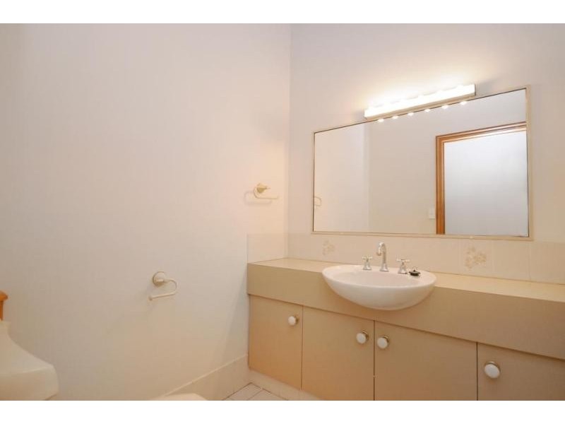 12 Inadale Court, Middle Ridge QLD 4350
