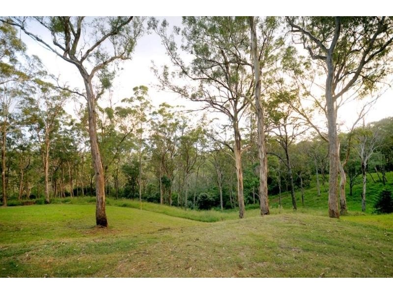 12 Inadale Court, Middle Ridge QLD 4350