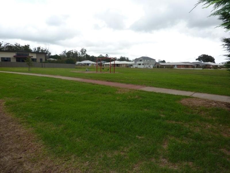 Unit 2/14 Ethan Street, Middle Ridge QLD 4350