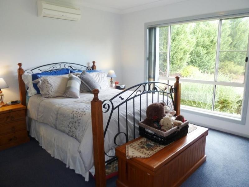 14 Lindan Court, Cabarlah QLD 4352