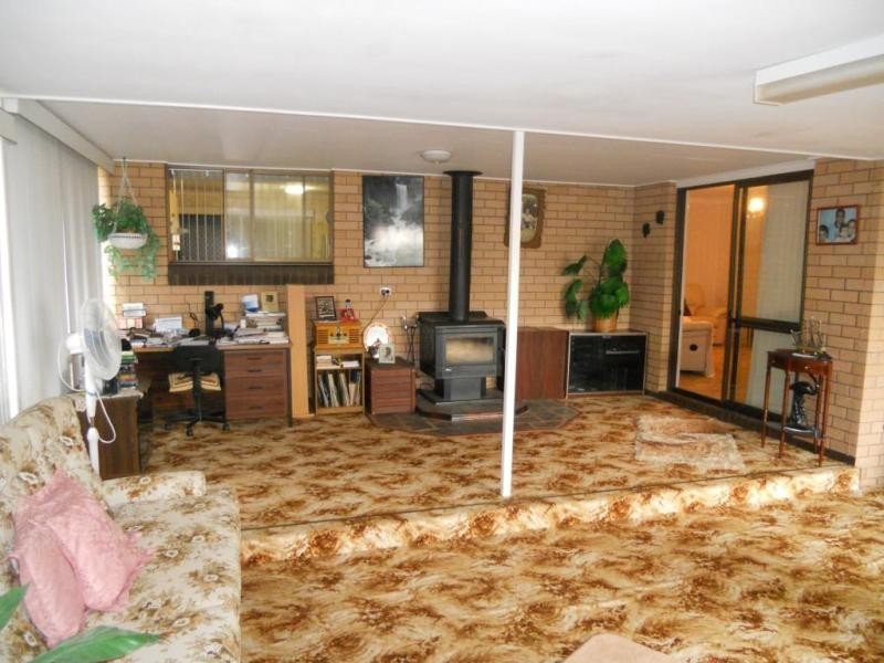 19 Cabarita Crescent, Glenvale QLD 4350