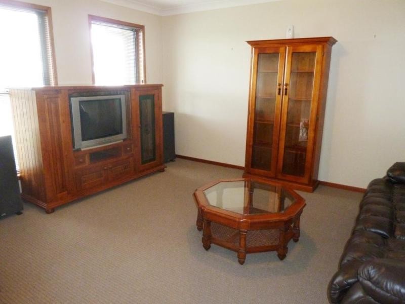 538 Hume Street, Middle Ridge QLD 4350