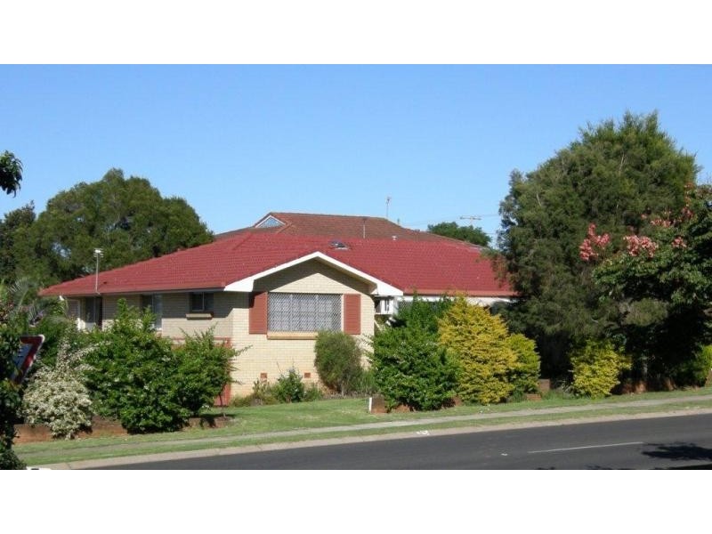 50 Charnley Street, Kearneys Spring QLD 4350