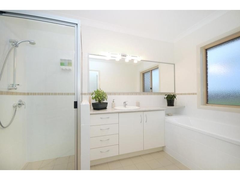 3 Horizon Court, Highfields QLD 4352