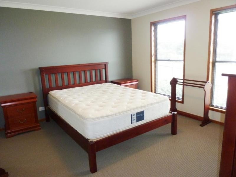 538 Hume Street, Middle Ridge QLD 4350