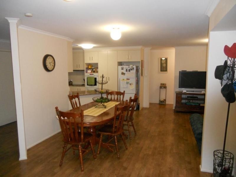 9 Melway Crescent, Harristown QLD 4350