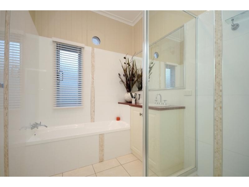 32a Lindsay Street, East Toowoomba QLD 4350
