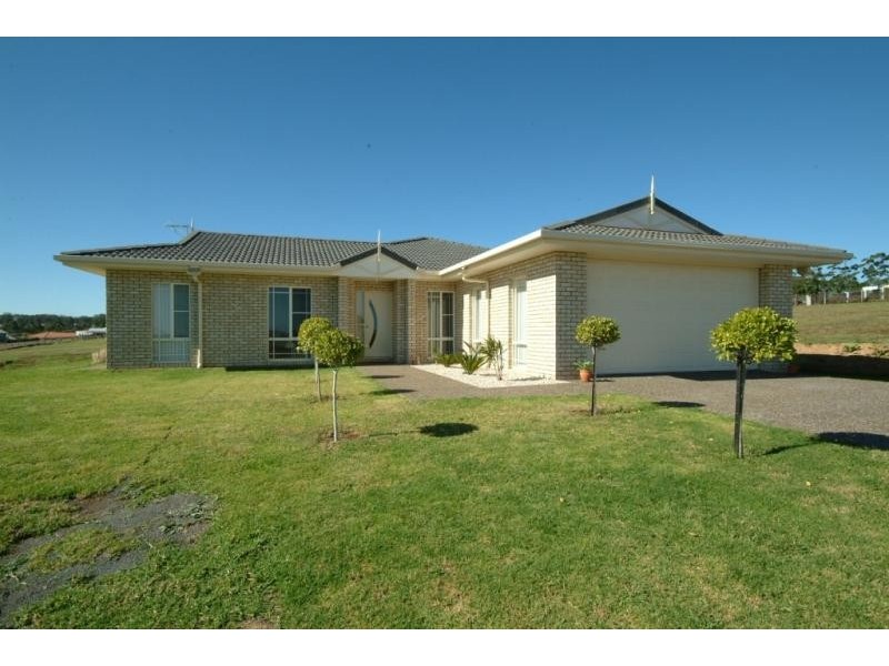 130 Harch Road, Highfields QLD 4352