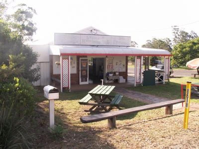 Hampton QLD 4352