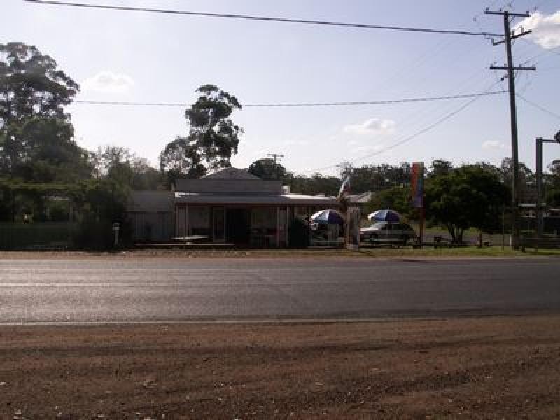 Hampton QLD 4352