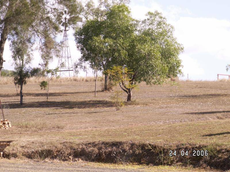 8 BELAH COURT, Withcott QLD 4352