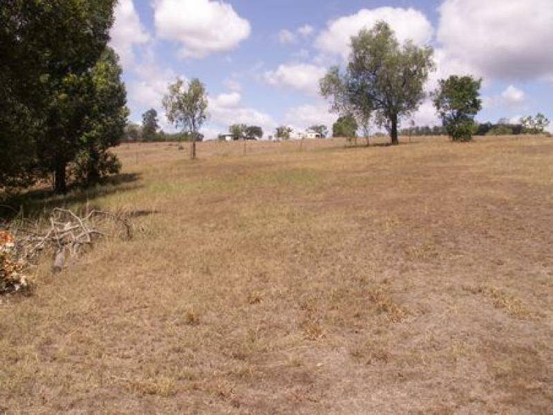 8 BELAH COURT, Withcott QLD 4352