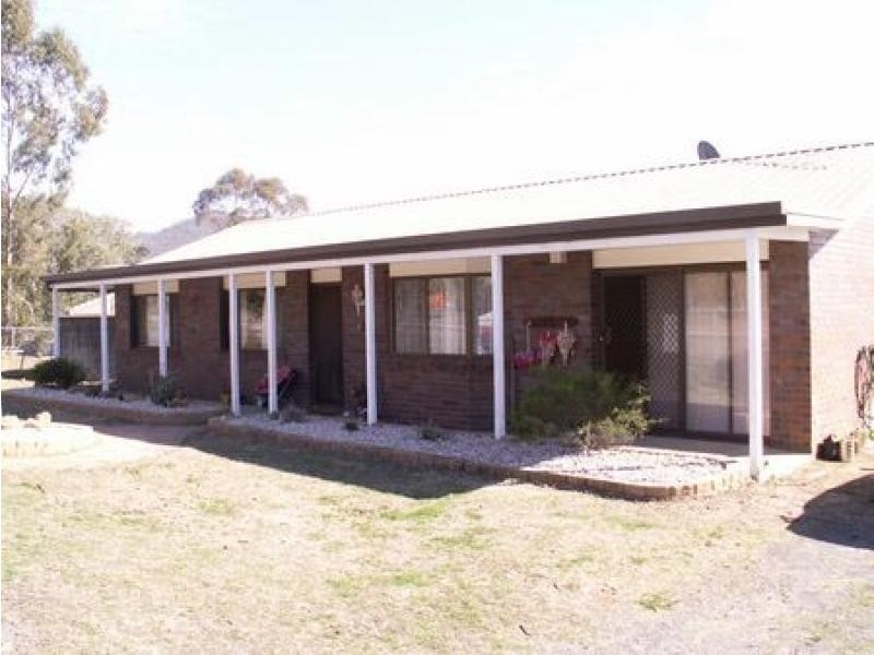 1 VISTA COURT, Withcott QLD 4352