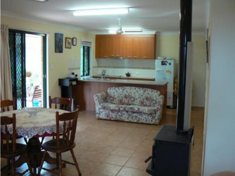 14 Davidson Lane, Hampton QLD 4352