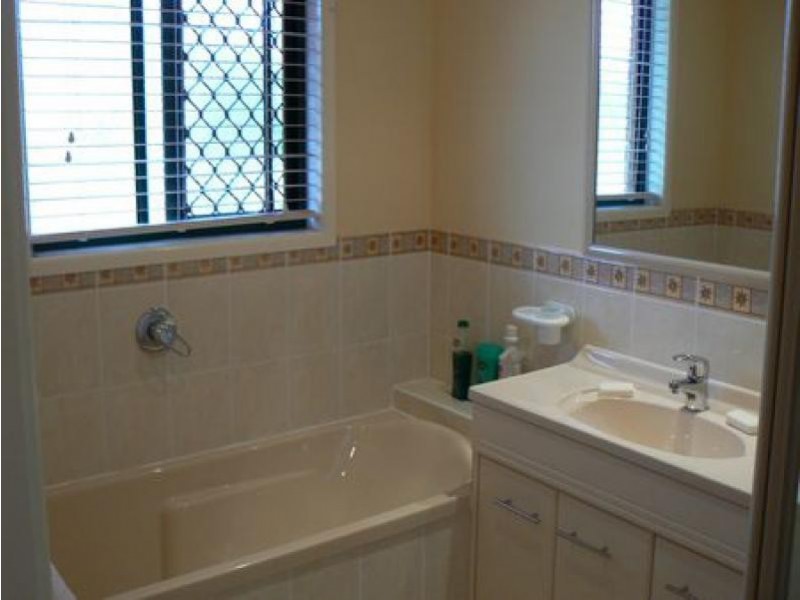 14 Davidson Lane, Hampton QLD 4352