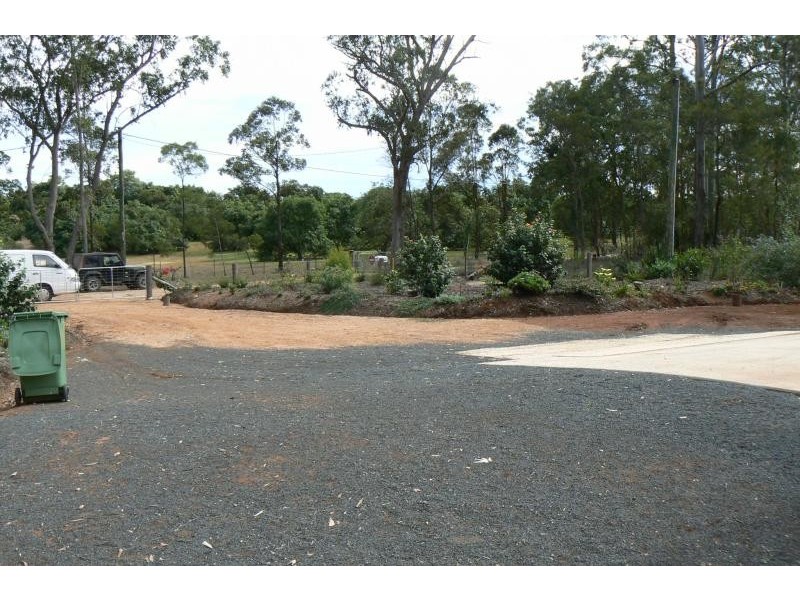 14 Davidson Lane, Hampton QLD 4352