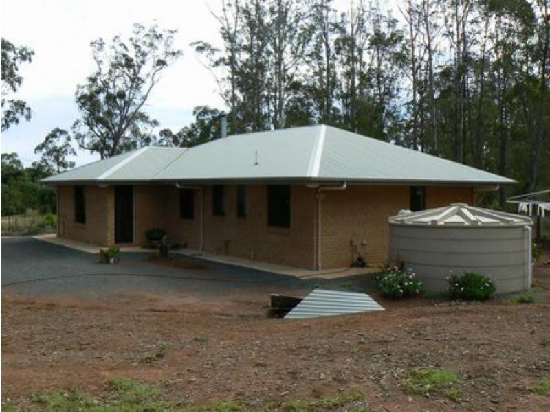 14 Davidson Lane, Hampton QLD 4352