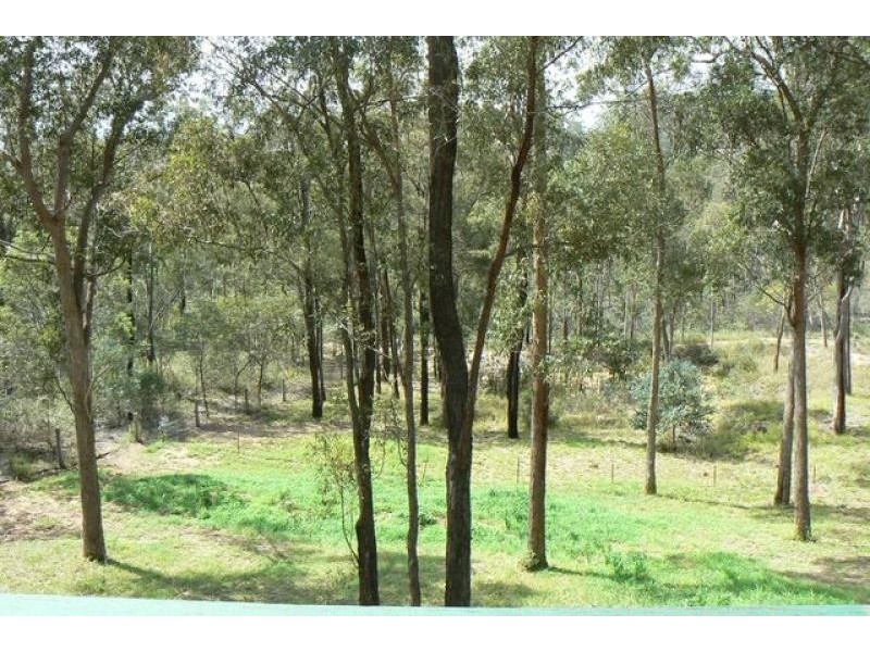 7 Clive Crescent, Withcott QLD 4352