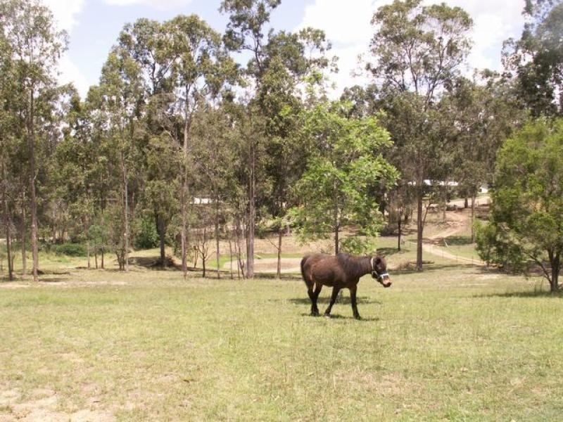 62 Dugandan Road, Upper Lockyer QLD 4352