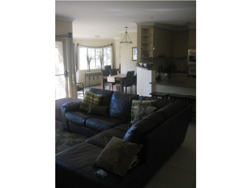 28 Olive Grove Dr, Gatton QLD 4343