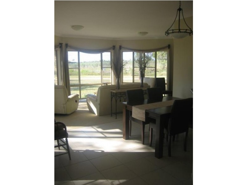 28 Olive Grove Dr, Gatton QLD 4343