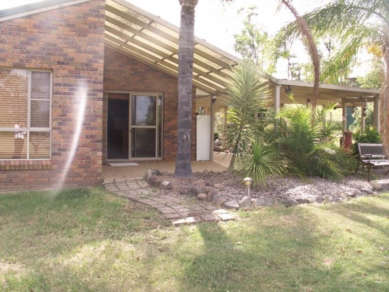 6 Diana Crescent, Withcott QLD 4352